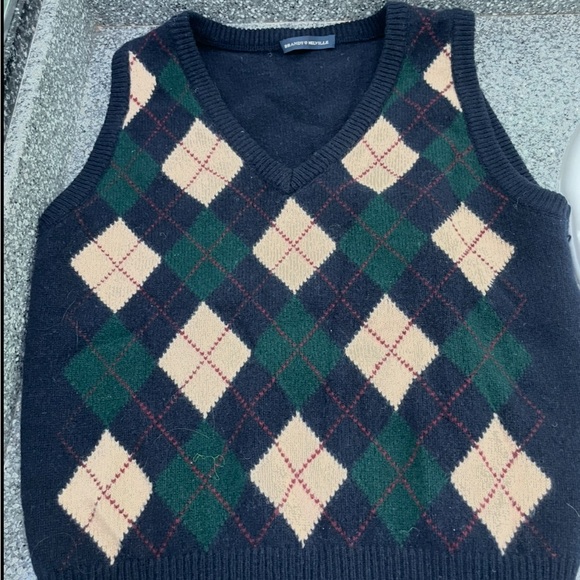 Brandy Melville Sweaters - Brandy Melville V-Neck Argyle Sweater Vest - Black, Green, and Cream